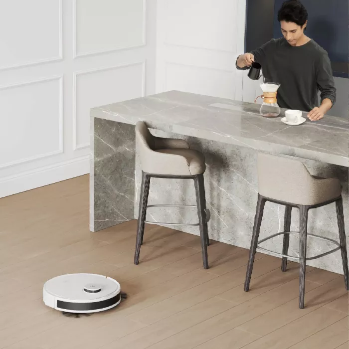 Floor Cleaning Robot DEEBOT N8+ White (РУ версия) со станцией выгрузки мусора модели CH1918